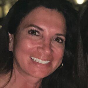 Meet your Posher, Gina